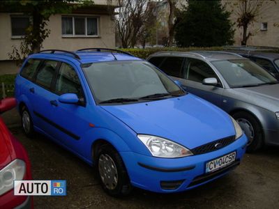 second-hand Ford Focus Cutie de viteza