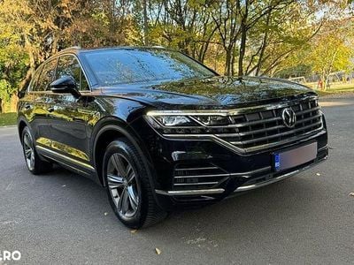 Culoarenegru Utilizat 2020 VW Touareg Elegance SUV | 38.500 EUR