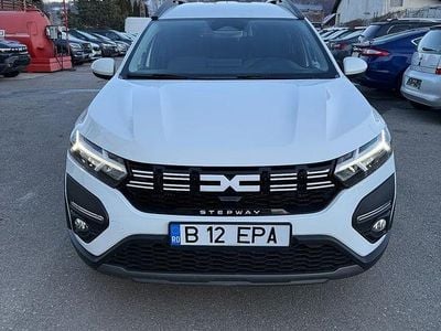 Second-hand Dacia Jogger Expression 110 CP (80 kW) 2024 Culoarealb Monovolum