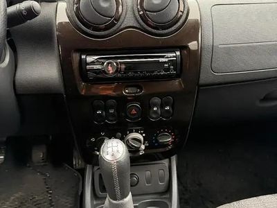 Second-hand Dacia Duster 140 CP (102 kW) 2012 SUV