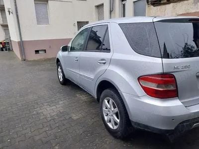 Second-hand Mercedes ML280 220 CP (161 kW) 2008 SUV