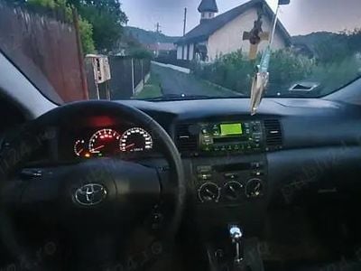 Albastru Utilizat 2005 Toyota Corolla Hatchback | 2.900 EUR