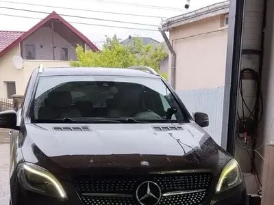 Utilizat 2013 Mercedes ML230 SUV | 17.000 EUR