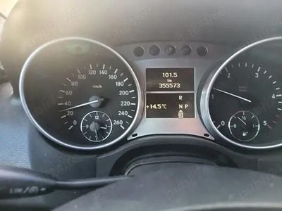 Negru Second-hand 2008 Mercedes ML320 SUV | 4.700 EUR (Preț bun)