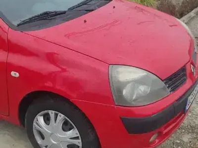 Utilizat 2005 Renault Clio Symbol Berlinǎ | 1.000 EUR