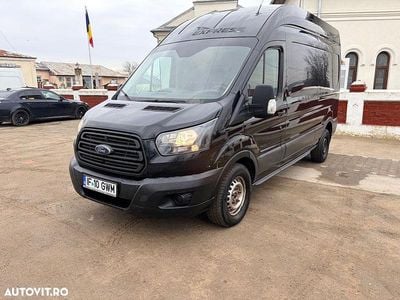 Second-hand Ford Transit 105 CP (77 kW) 2017 Culoarenegru Monovolum