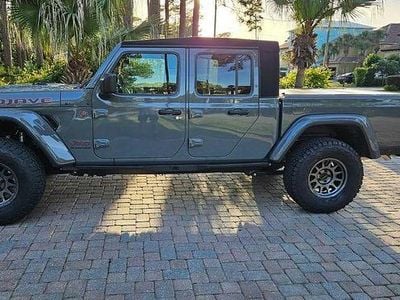 Culoaregri Utilizat 2023 Jeep Gladiator Pickup | 59.000 EUR