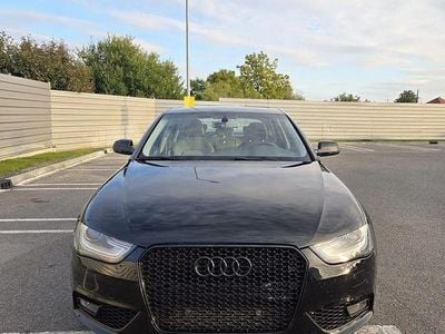 Second-hand Audi A4 S-Line 143 CP (105 kW) 2013 Culoarenegru Berlinǎ