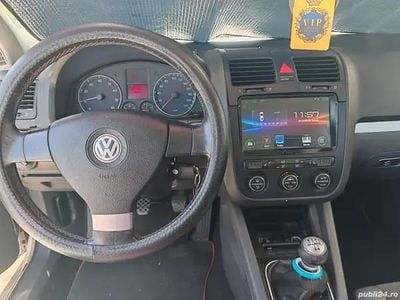 VW Golf V