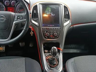 Negru Utilizat 2011 Opel Astra Berlinǎ | 4.000 EUR