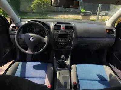 VW Golf V
