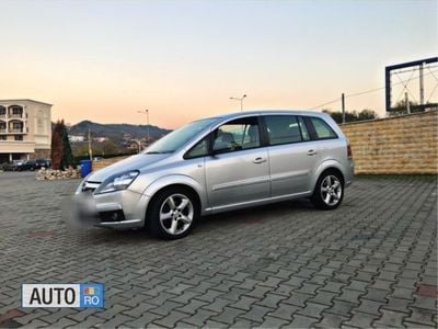 Second-hand Opel Zafira 150 CP (110 kW) 2006 Gri Monovolum