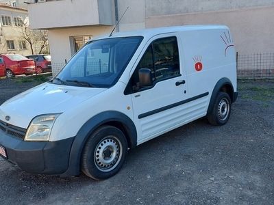 second-hand Ford Transit connect 1.8 diesel. 178000 km an fab 2010