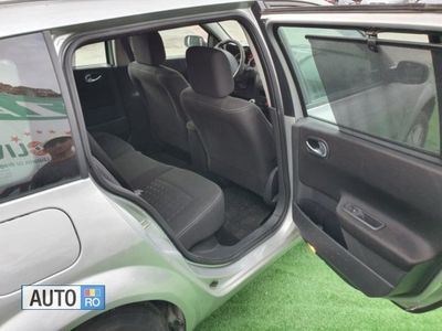 Argint Utilizat 2005 Renault Mégane GrandTour Break | 1.999 EUR