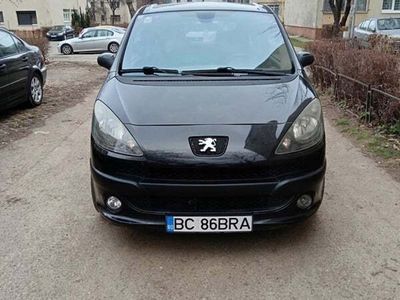 Utilizat 2006 Peugeot 1007 Monovolum | 1.850 EUR