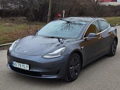 Culoaregri Second-hand 2020 Tesla Model 3 Berlinǎ | 21.900 EUR (Preț OK)