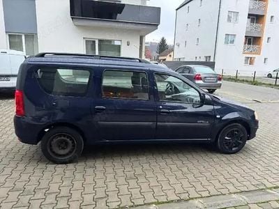 Second-hand Dacia Logan MCV 90 CP (66 kW) 2012 Van