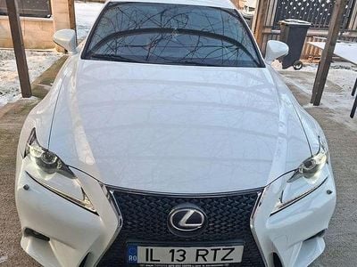 Second-hand Lexus IS300h Sport Line 223 CP (164 kW) 2013 Culoarealb Berlinǎ
