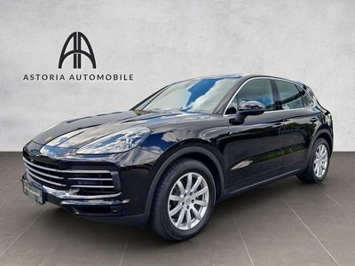 Second-hand Porsche Cayenne 340 CP (250 kW) 2022 Negru SUV