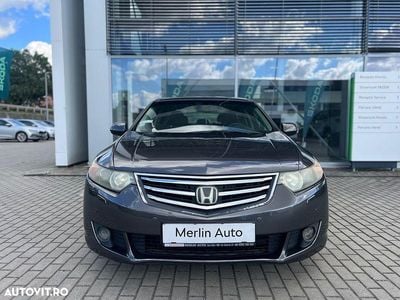 Second-hand Honda Accord 140 CP (102 kW) 2008 Culoaregri Berlinǎ