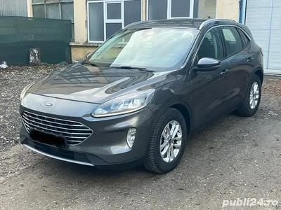 Gri Utilizat 2021 Ford Kuga SUV | 13.999 EUR (Preț bun)