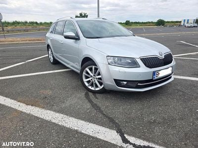 Culoaregri Utilizat 2016 Skoda Octavia Style Break | 10.900 EUR (Preț bun)