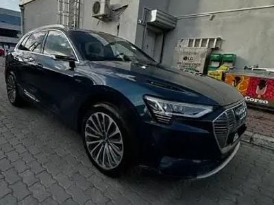 Utilizat 2019 Audi e-tron SUV | 32.000 EUR