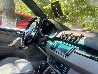 Negru Utilizat 2002 BMW X5 SUV | 7.999 EUR (Scump)