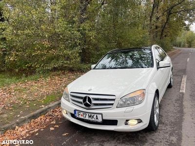 Culoarealb Utilizat 2008 Mercedes C320 Avantgarde Berlinǎ | 7.550 EUR