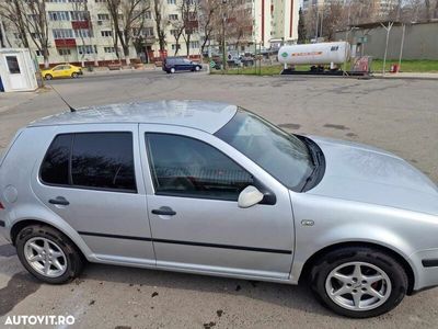 second-hand VW Golf IV 