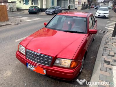 second-hand Mercedes C200 din 1993