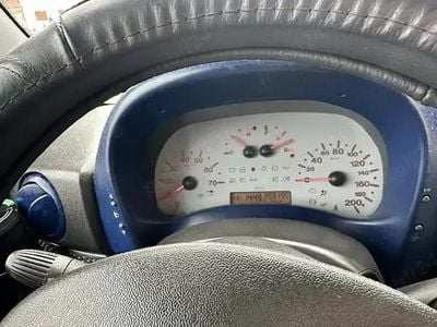 Second-hand 2002 Fiat Doblò Monovolum | 1.750 EUR