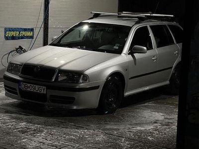 Culoaregri Second-hand 2006 Skoda Octavia Classic Break | 2.200 EUR (Preț OK)