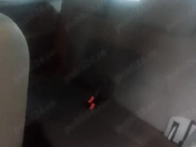 Second-hand VW Touran 105 CP (77 kW) 2006 Monovolum