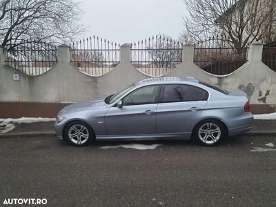 Second-hand BMW 320 Efficient Dynamics 163 CP (119 kW) 2011 Culoarealbastru Berlinǎ