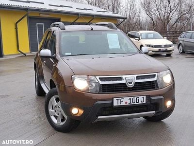 Second-hand Dacia Duster Prestige 110 CP (80 kW) 2012 Culoaremaro SUV