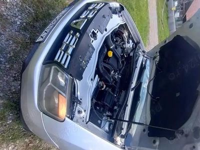 Argint Utilizat 2015 Dacia Duster Lauréate SUV | 6.500 EUR (Preț OK)