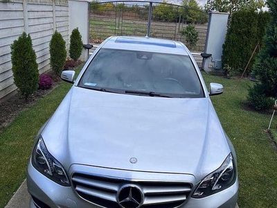 Second-hand Mercedes E220 Avantgarde 170 CP (125 kW) 2014 Culoaregri Berlinǎ