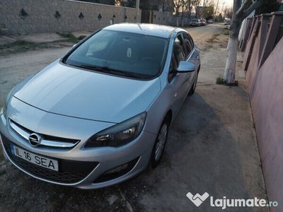 second-hand Opel Astra masina