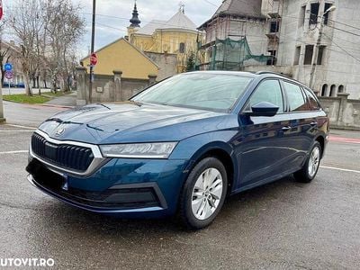 Second-hand Skoda Octavia Style 115 CP (84 kW) 2023 Culoarealbastru Break