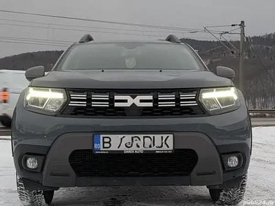 Gri Utilizat 2022 Dacia Duster SUV | 17.700 EUR (Preț bun)