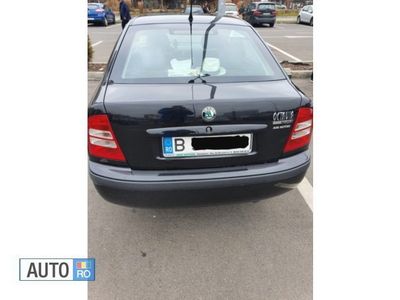 Second-hand Skoda Octavia Tour 90 CP (66 kW) 2007 Negru Berlinǎ