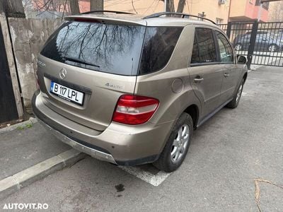 Mercedes ML320