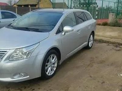 Argintiu Utilizat 2011 Toyota Avensis Break | 5.299 EUR