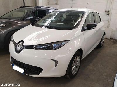 Culoarealb Utilizat 2019 Renault Zoe Hatchback | 8.700 EUR (Super Preț)