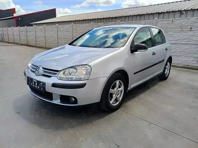 VW Golf V