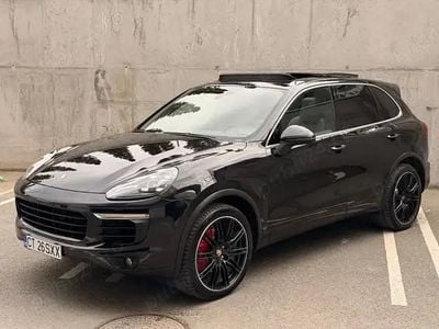 Second-hand Porsche Cayenne 263 CP (193 kW) 2015 Negru SUV