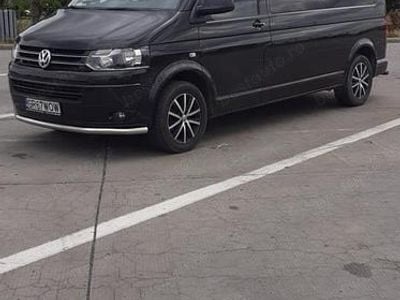 Utilizat 2014 VW Caravelle Monovolum | 14.000 EUR (Preț bun)