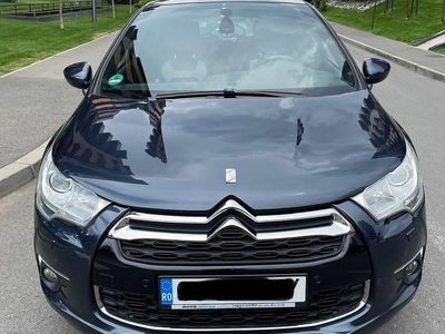 Albastru Utilizat 2012 Citroën DS4 Chic Hatchback | 8.000 EUR