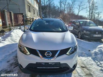 Second-hand Nissan Qashqai Tekna 115 CP (84 kW) 2014 Culoarealb SUV